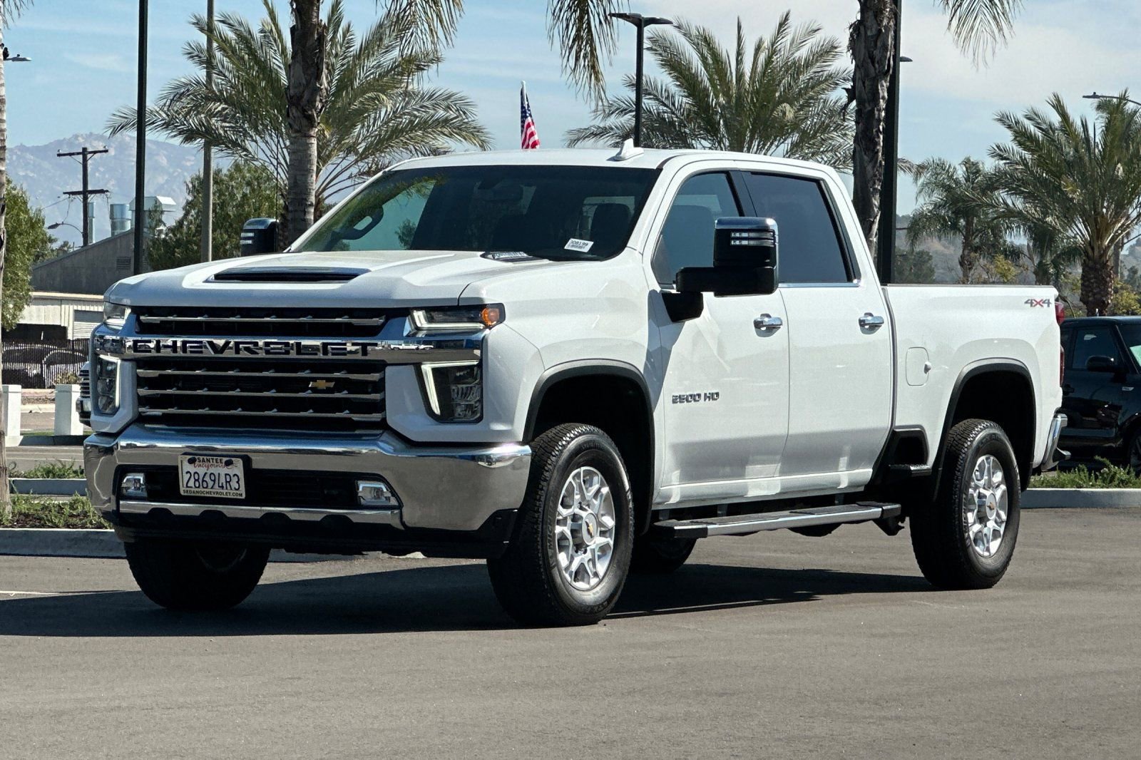 Used 2023 Chevrolet Silverado 2500 LTZ AWD/4WD image 8