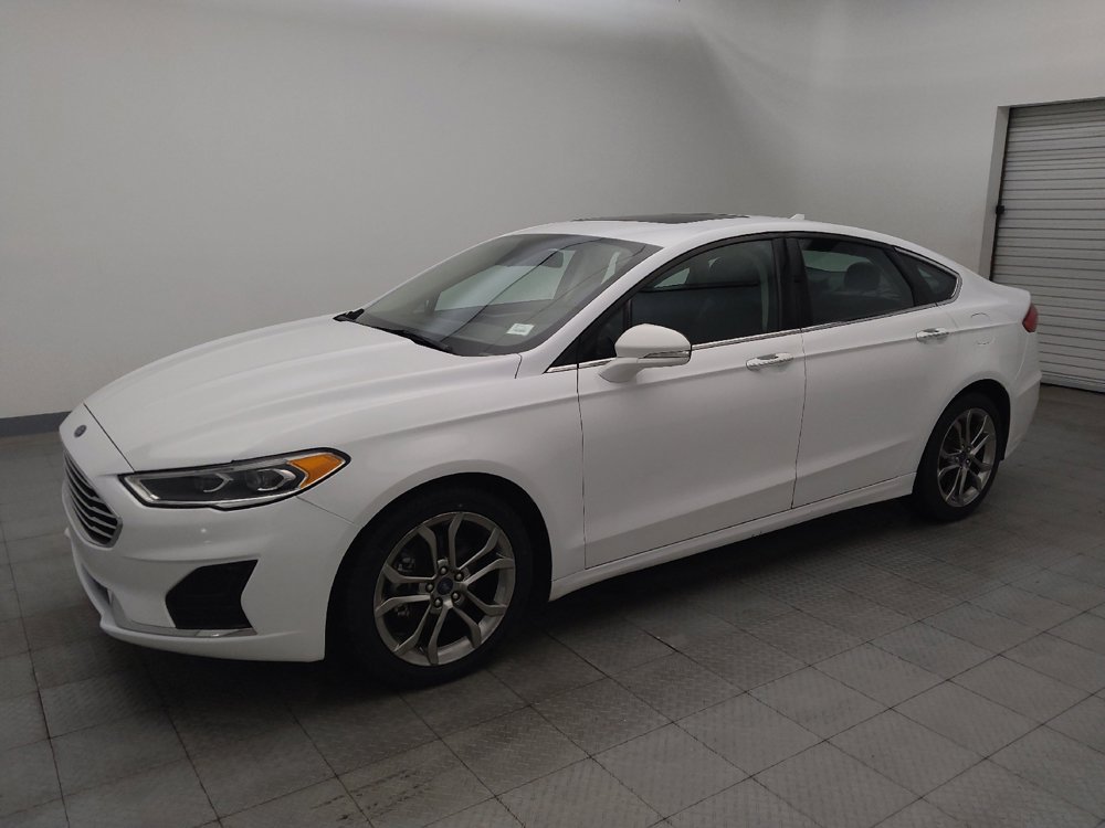 Used 2020 Ford Fusion SEL FWD image 2