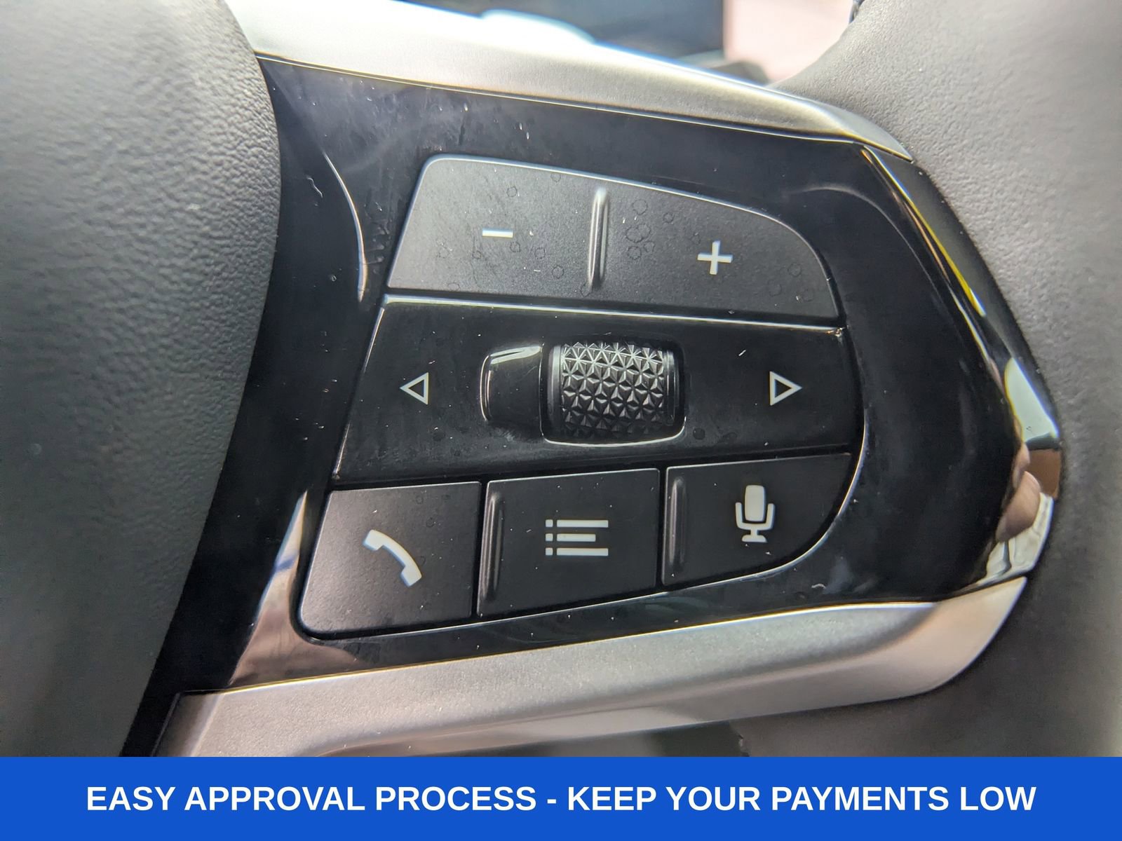 Used 2025 BMW 330i xDrive Sedan w/ Premium Package image 37