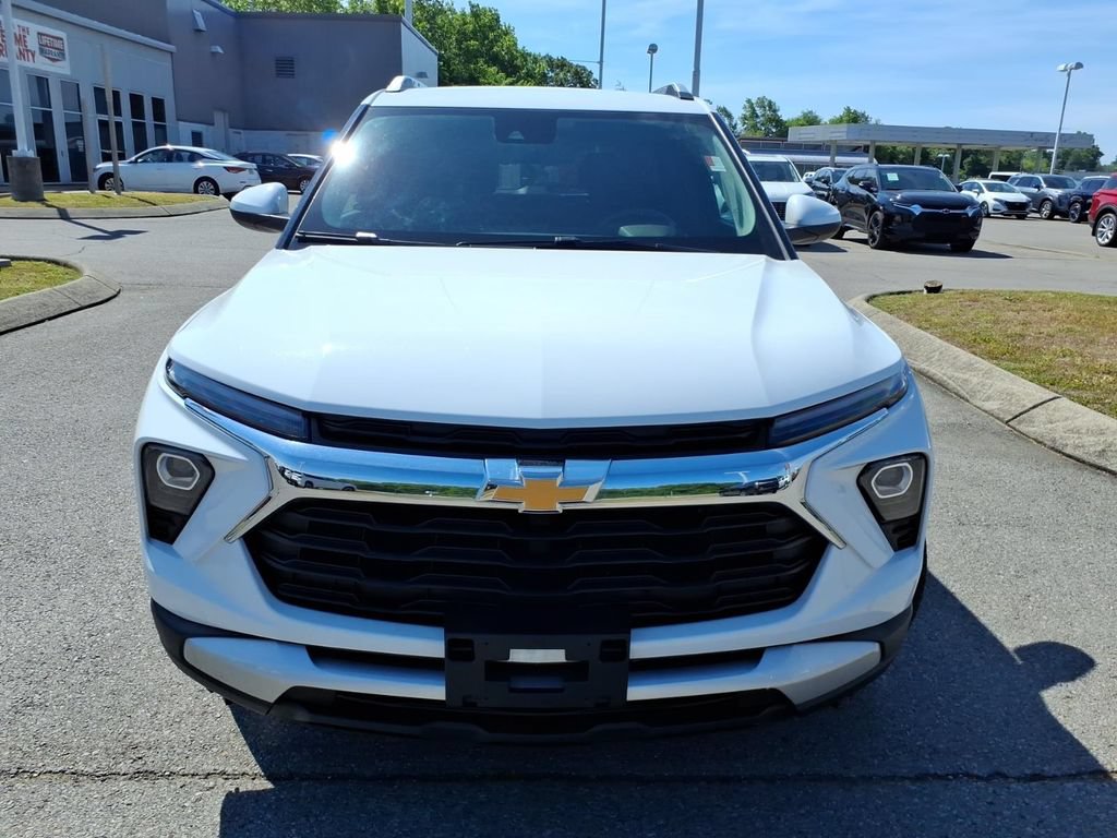 Used 2025 Chevrolet TrailBlazer LT AWD/4WD image 18