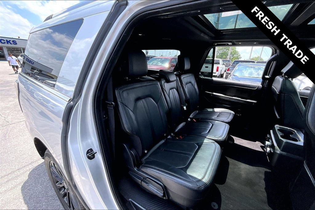 Used 2019 Ford Expedition Max Limited AWD/4WD image 25