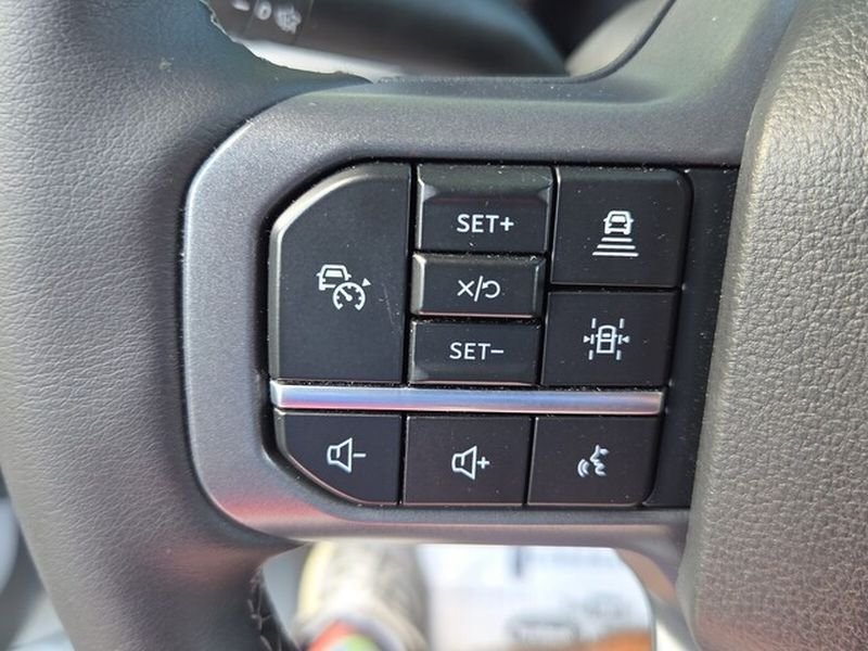 Used 2025 Ford F150 Lariat w/ Equipment Group 502A High AWD/4WD image 25