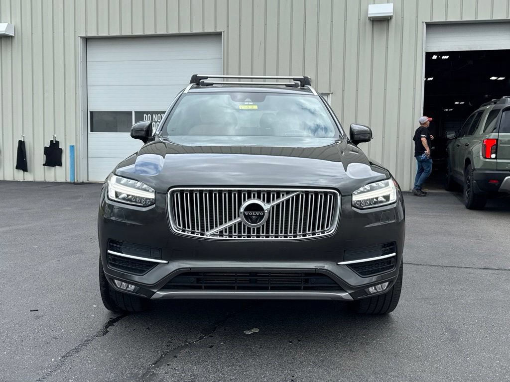 Used 2018 Volvo XC90 T6 Inscription w/ Convenience Package AWD/4WD image 2