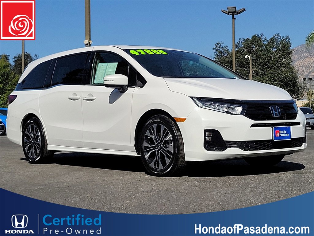 Certified 2026 Honda Odyssey Elite image 3