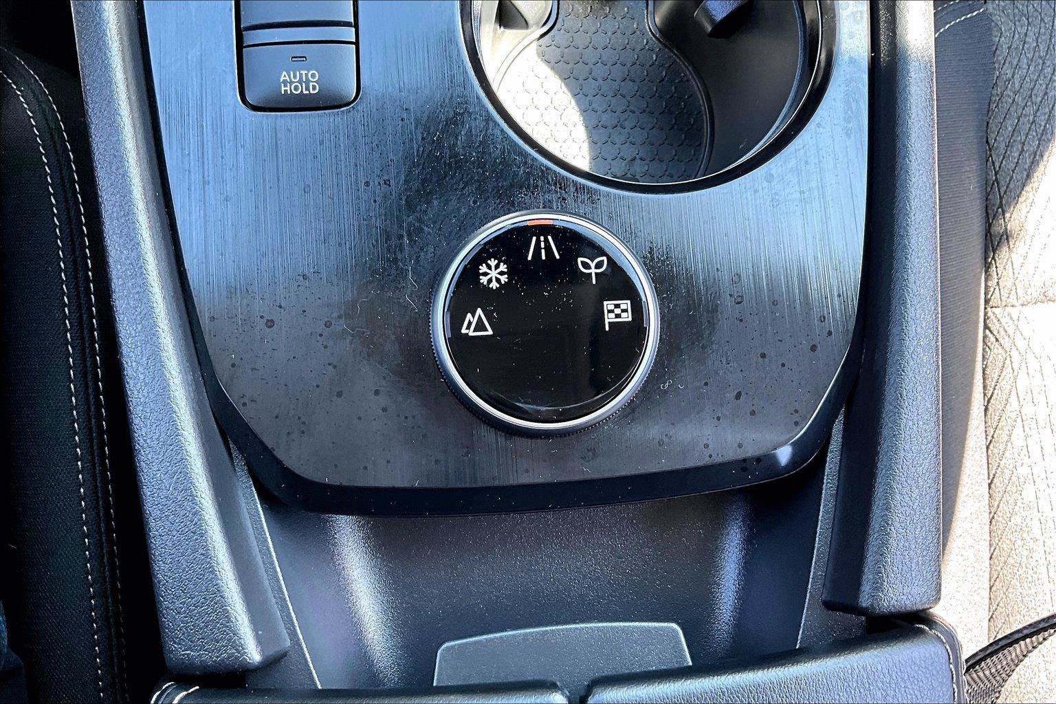 Used 2026 Nissan Rogue SV w/ Cold Weather Package AWD/4WD image 16