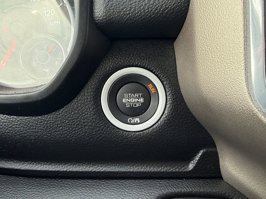 Used 2020 RAM 1500 Laramie image 32