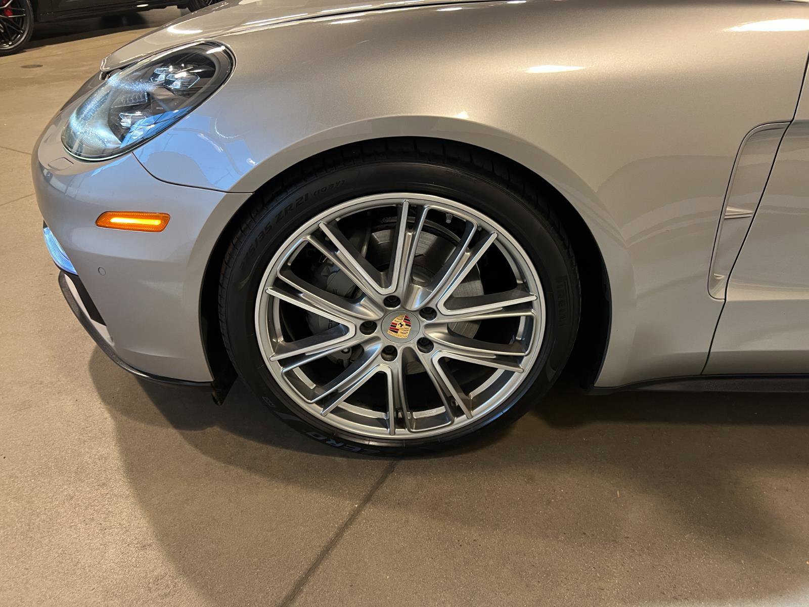 Used 2020 Porsche Panamera 4S image 48