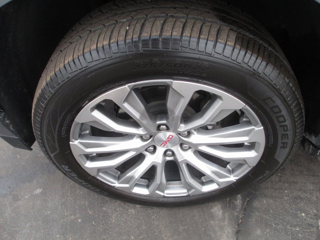 Used 2021 GMC Yukon Denali image 12