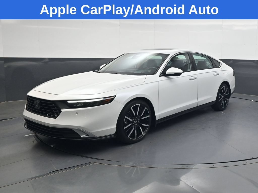 Used 2023 Honda Accord Touring image 8