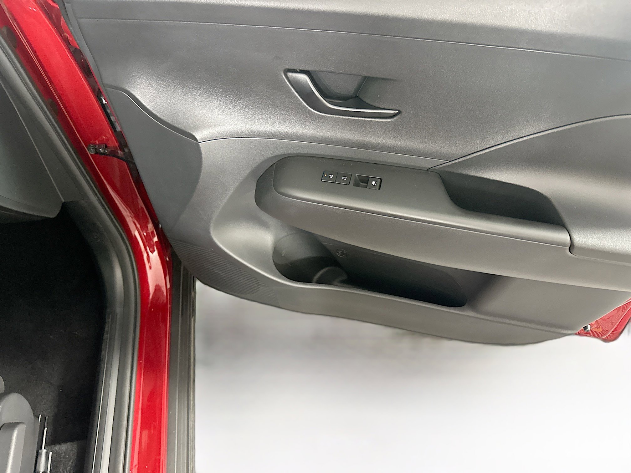 Used 2025 Hyundai Kona SEL image 31