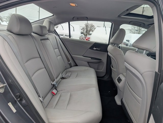 Used 2013 Honda Accord Touring image 21