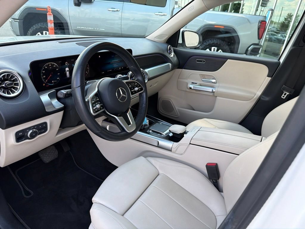 Used 2022 Mercedes-Benz GLB 250 4MATIC image 16