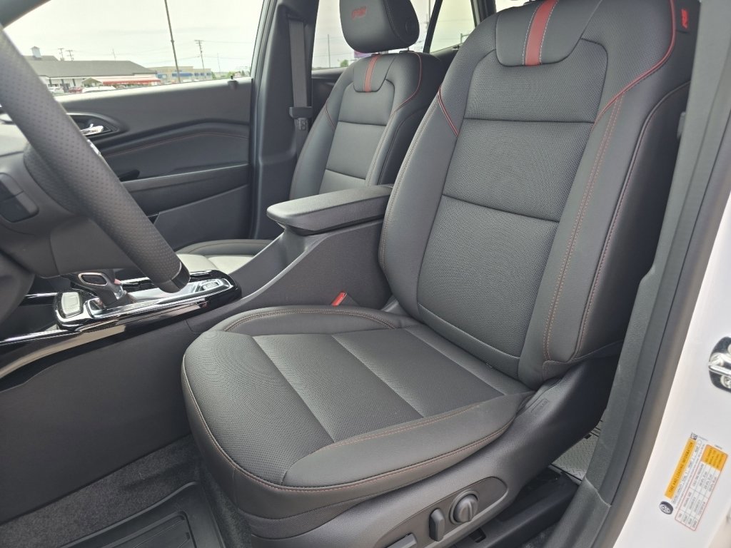 New 2026 Chevrolet Trax RS FWD image 19