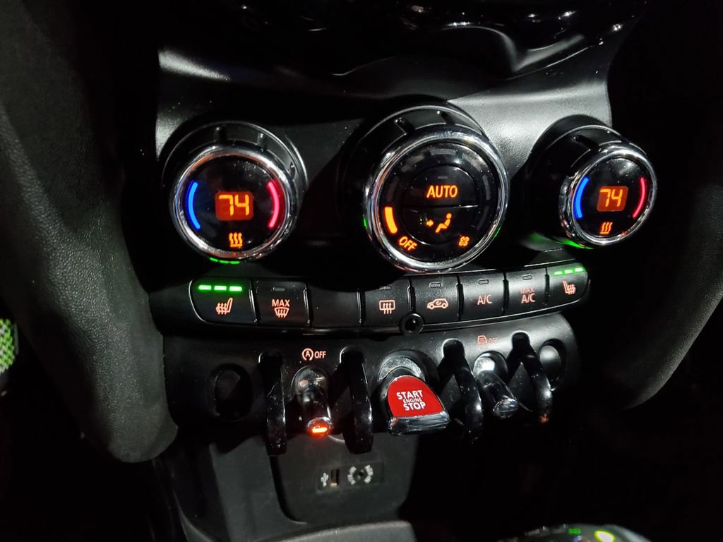 Used 2017 MINI Cooper S image 28