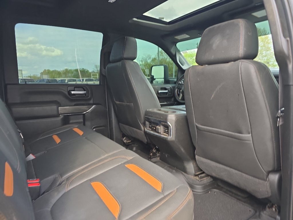 Used 2022 GMC Sierra 2500 AT4 w/ AT4 Premium Plus Package image 16