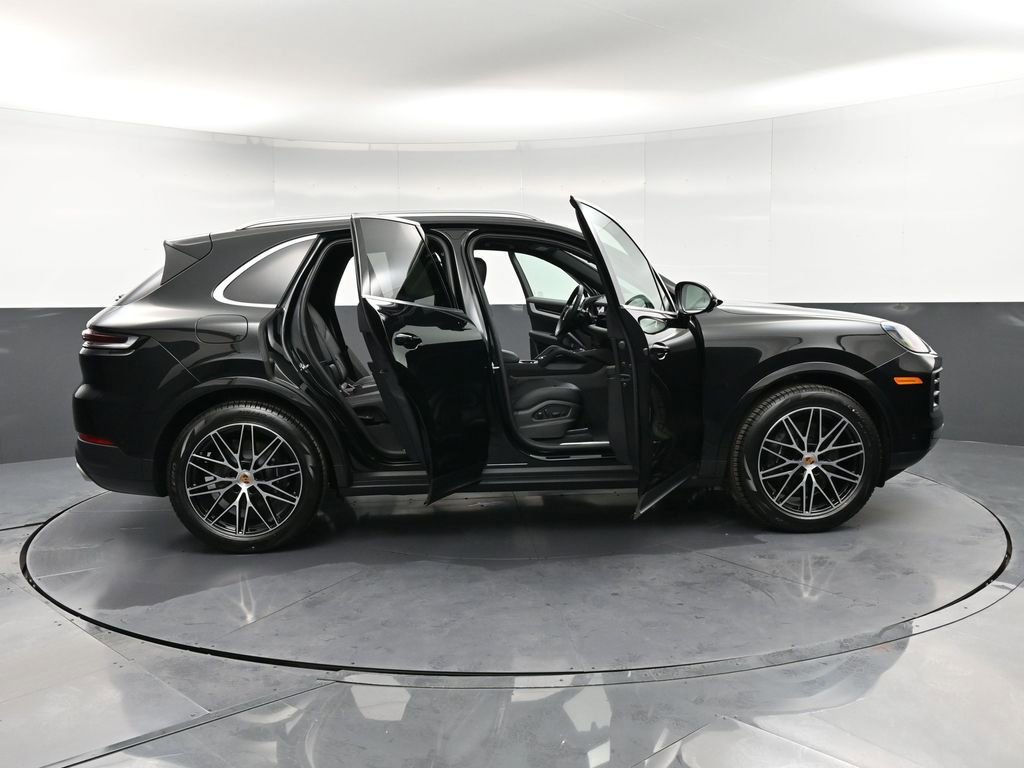 New 2026 Porsche Cayenne image 35