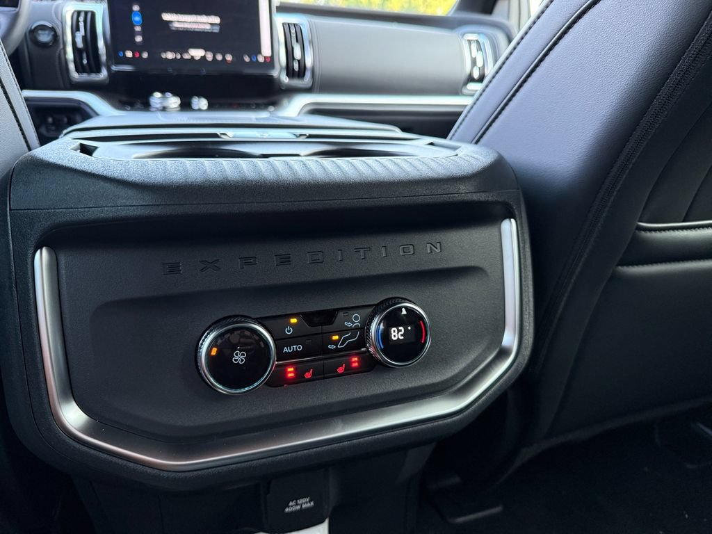 New 2026 Ford Expedition Platinum w/ Stealth Appearance Package AWD/4WD image 23