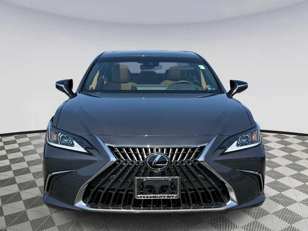 Used 2024 Lexus ES 300h w/ Technology Package FWD image 6