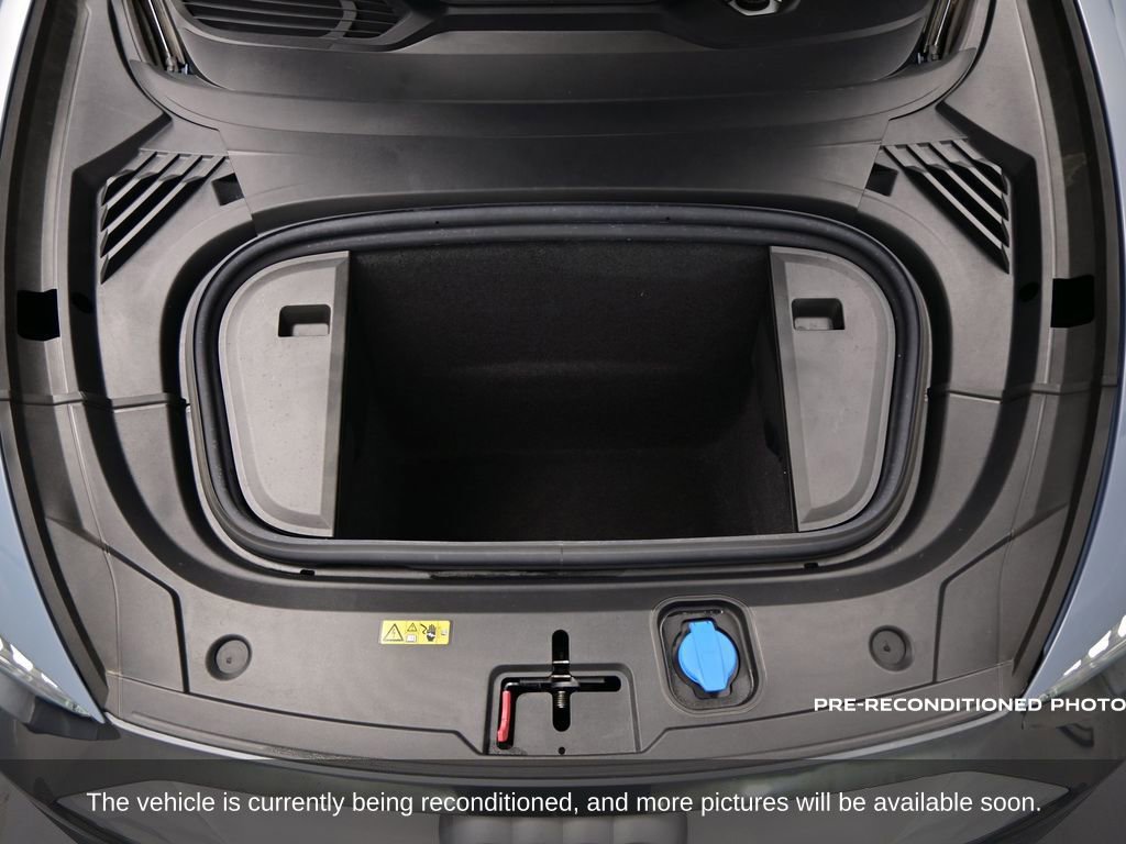 Used 2022 Audi e-tron GT Premium Plus image 36