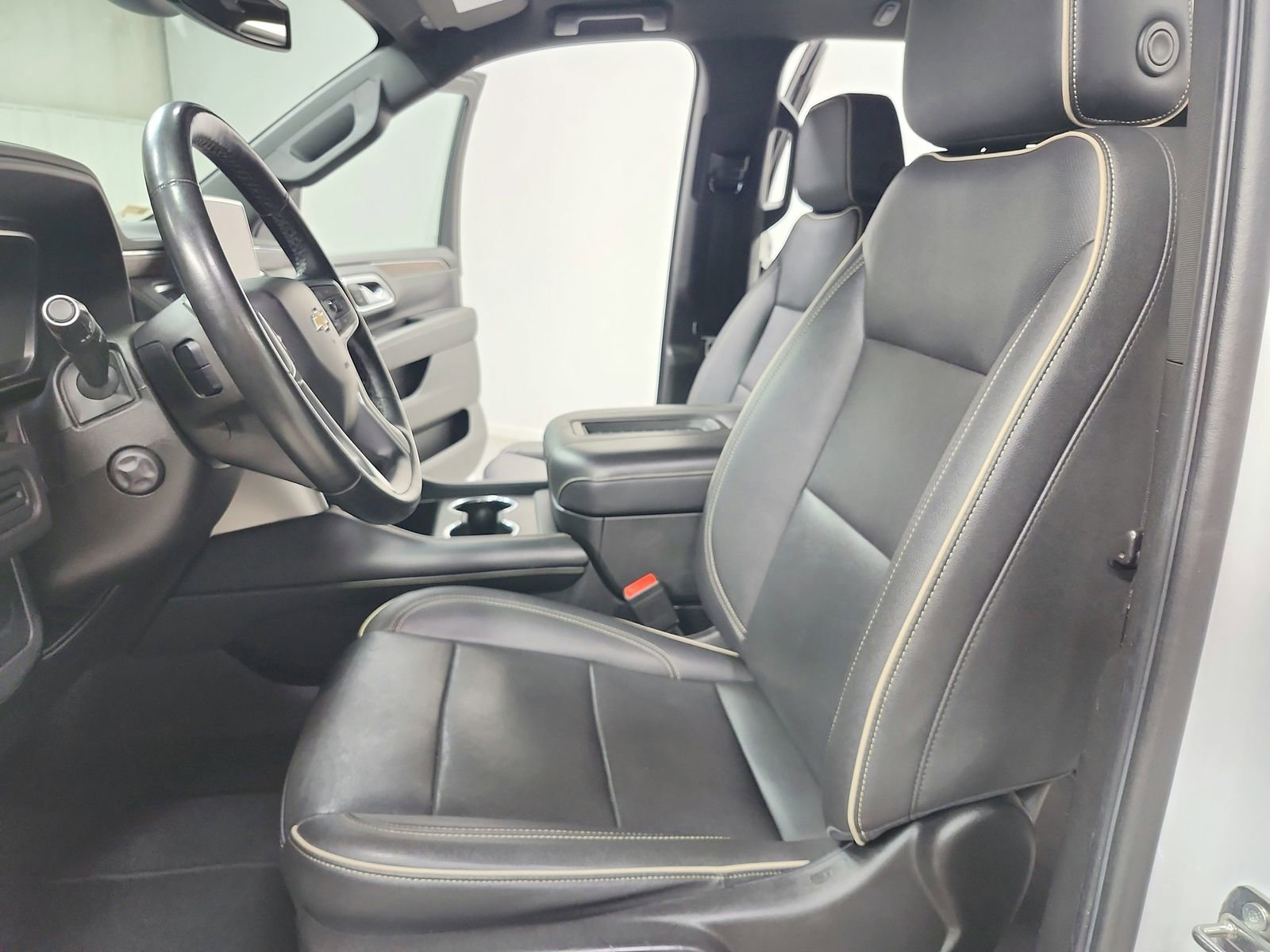 Used 2023 Chevrolet Tahoe Premier RWD image 19