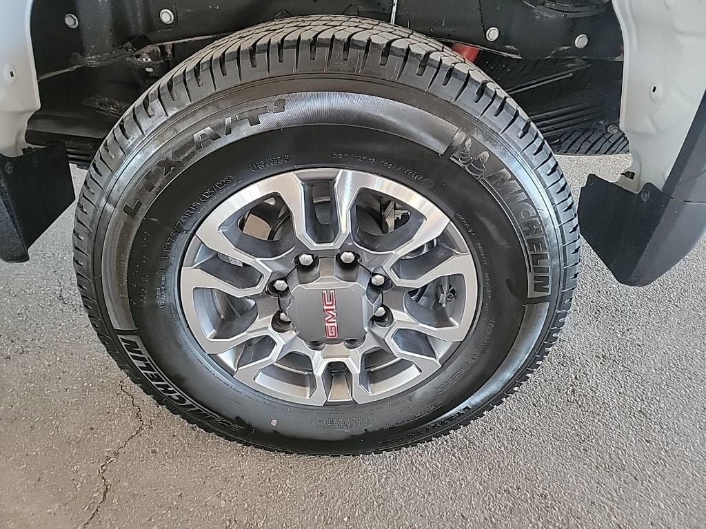 Used 2025 GMC Sierra 3500 Pro w/ Convenience Package image 11