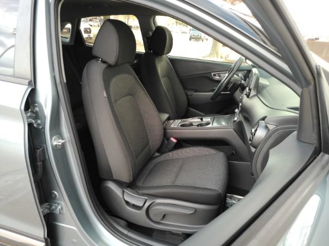Used 2019 Hyundai Kona SEL FWD image 19