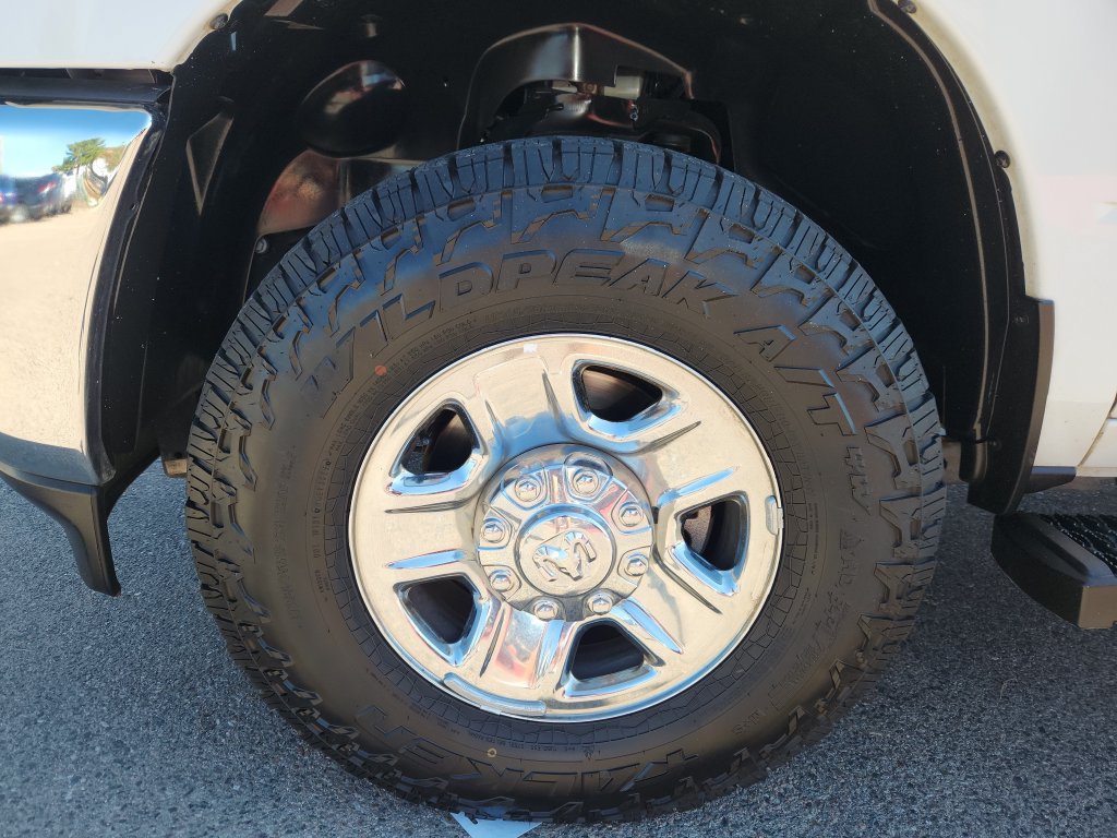 Used 2023 RAM 2500 Tradesman AWD/4WD image 15