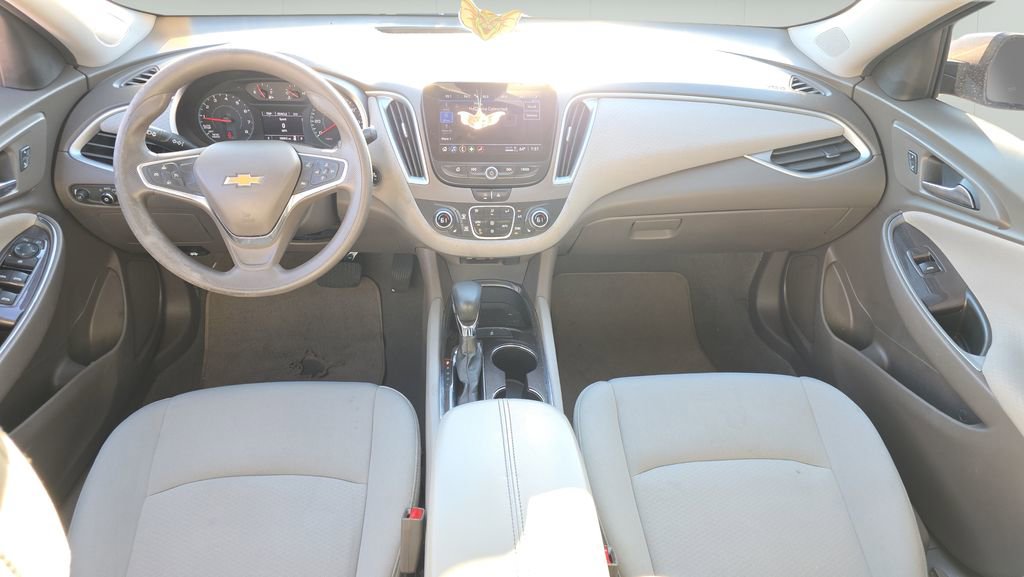 Used 2022 Chevrolet Malibu LT image 14