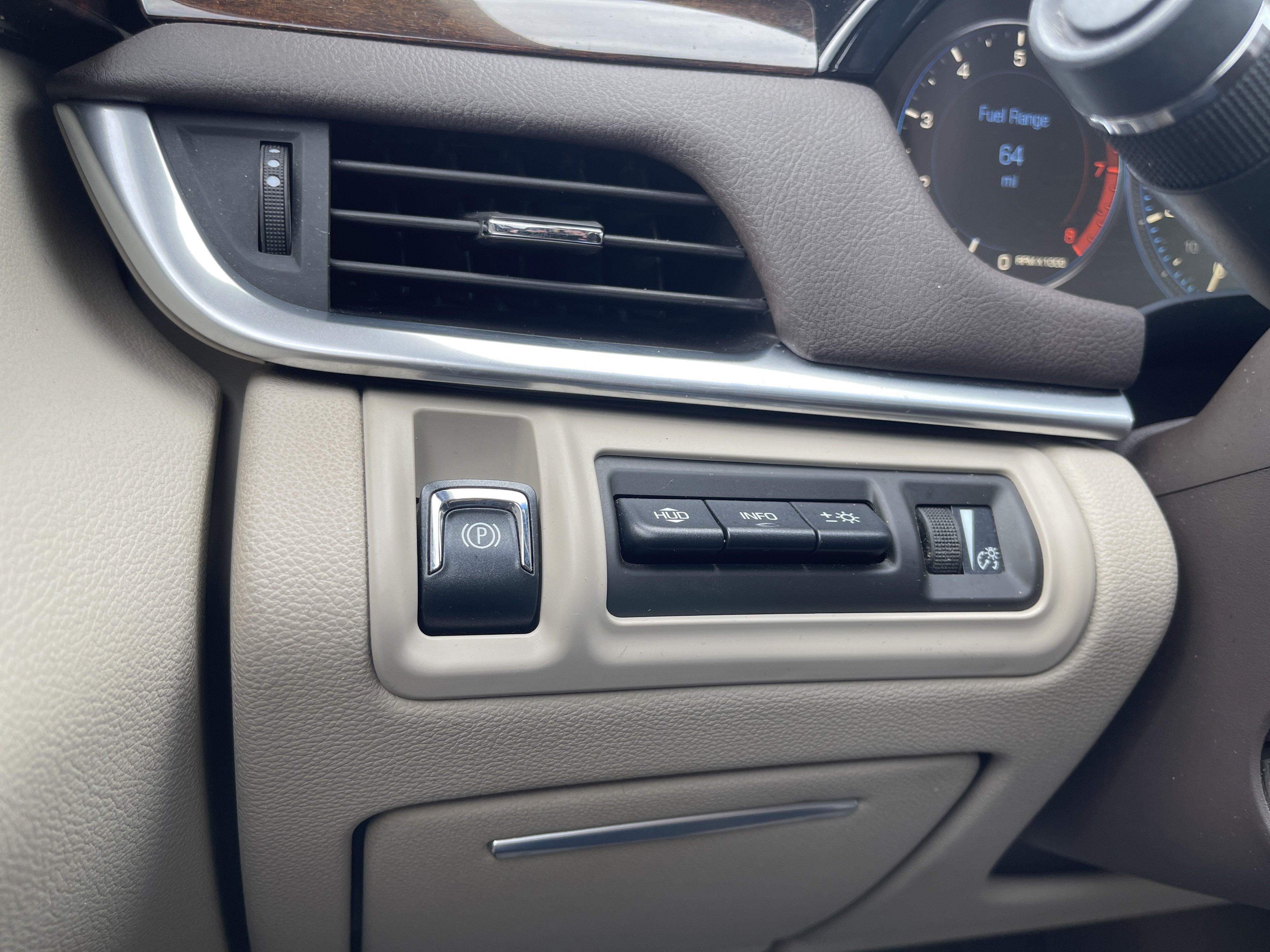 Used 2013 Cadillac XTS Premium FWD image 29