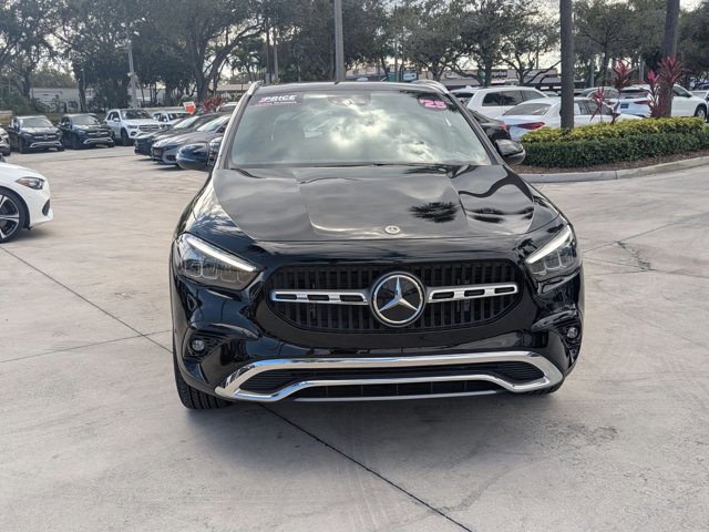 Used 2025 Mercedes-Benz GLA 250 GLA 250 image 2