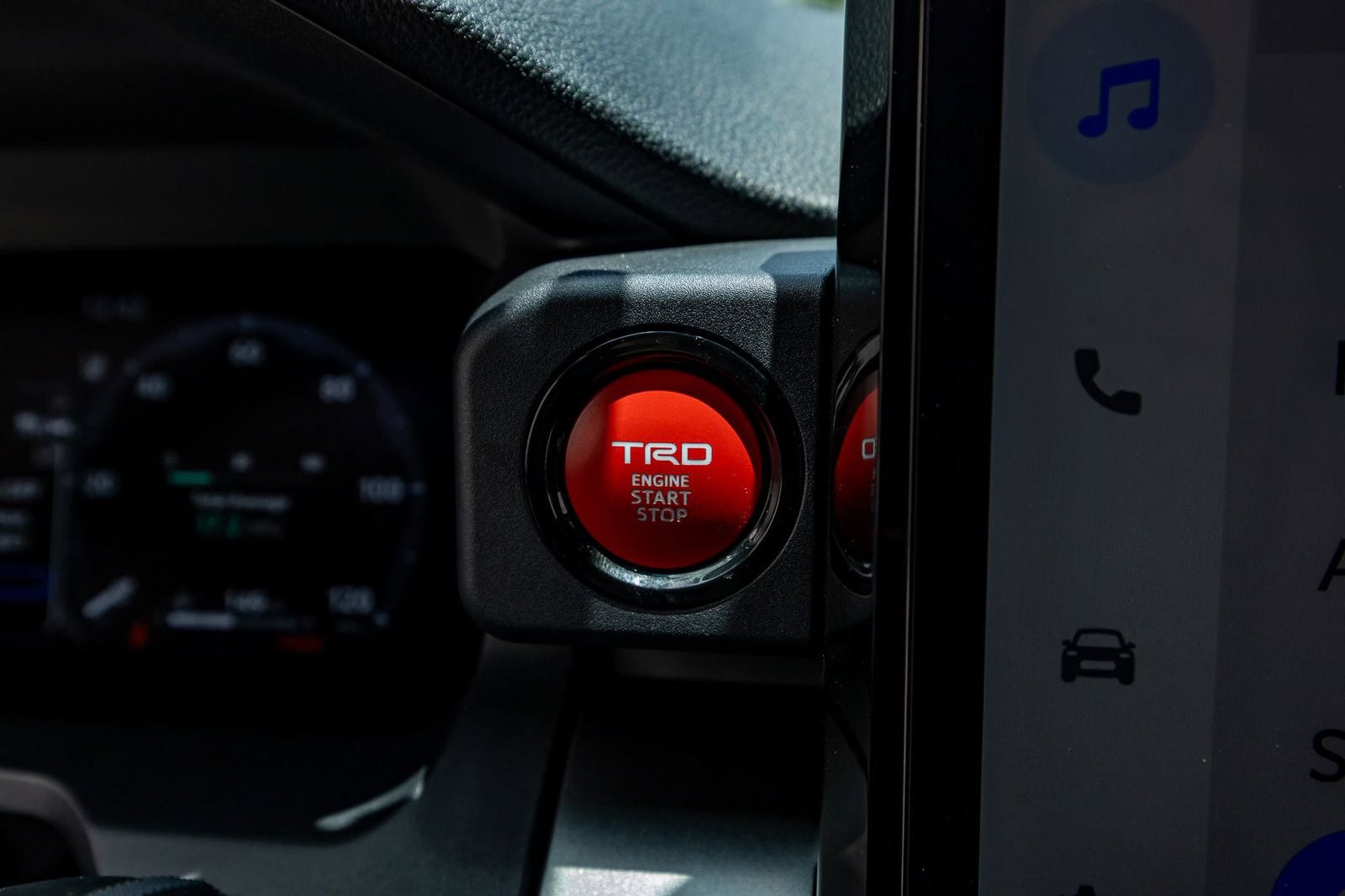 Used 2025 Toyota 4Runner TRD Sport Premium w/ Tow Technology Package AWD/4WD image 23
