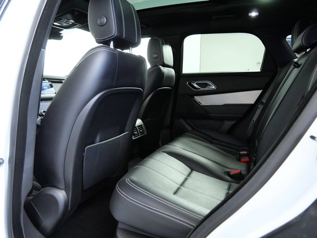 Used 2022 Land Rover Range Rover Velar R-Dynamic S AWD/4WD image 13