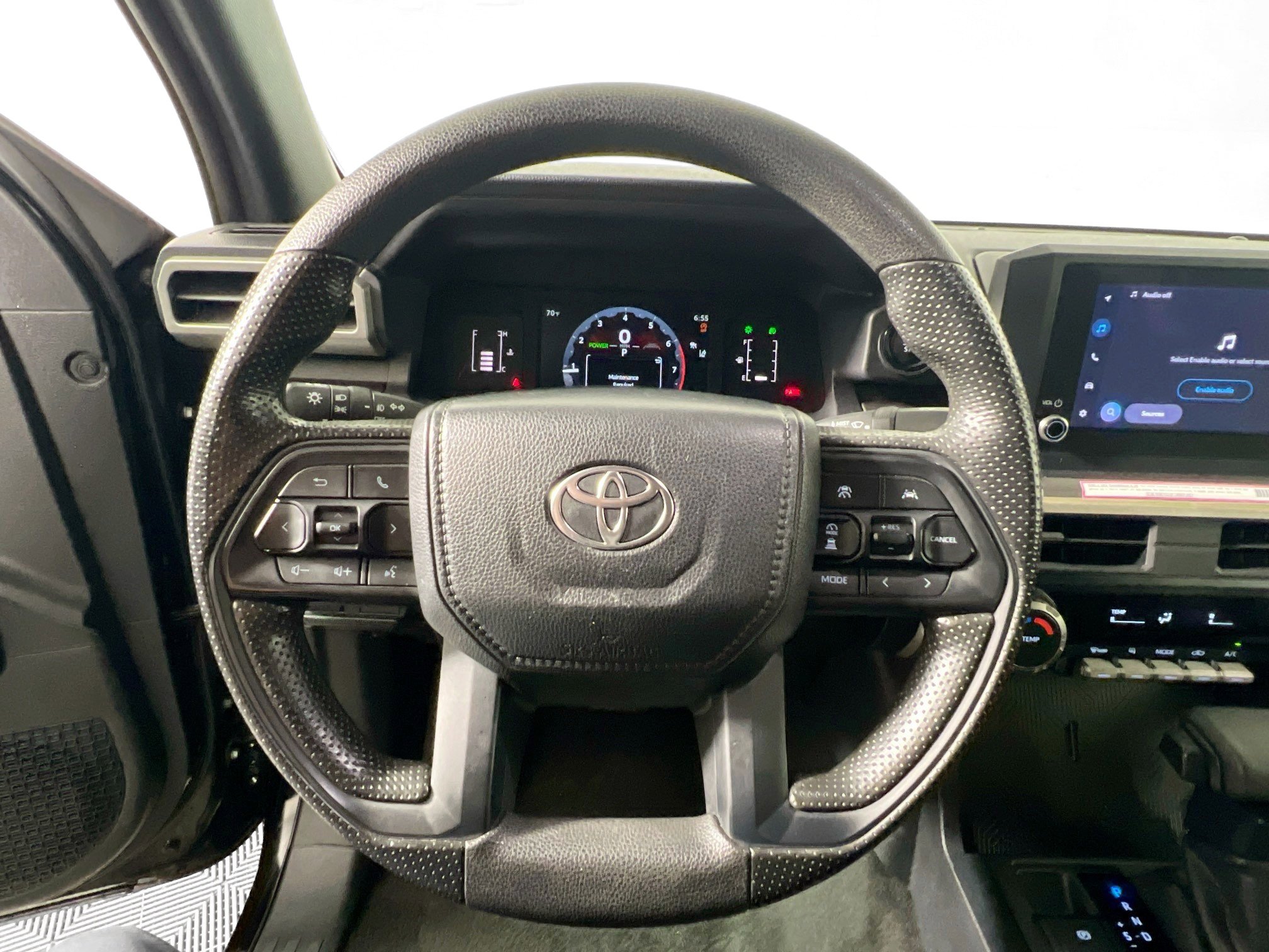 Used 2024 Toyota Tacoma SR5 RWD image 17