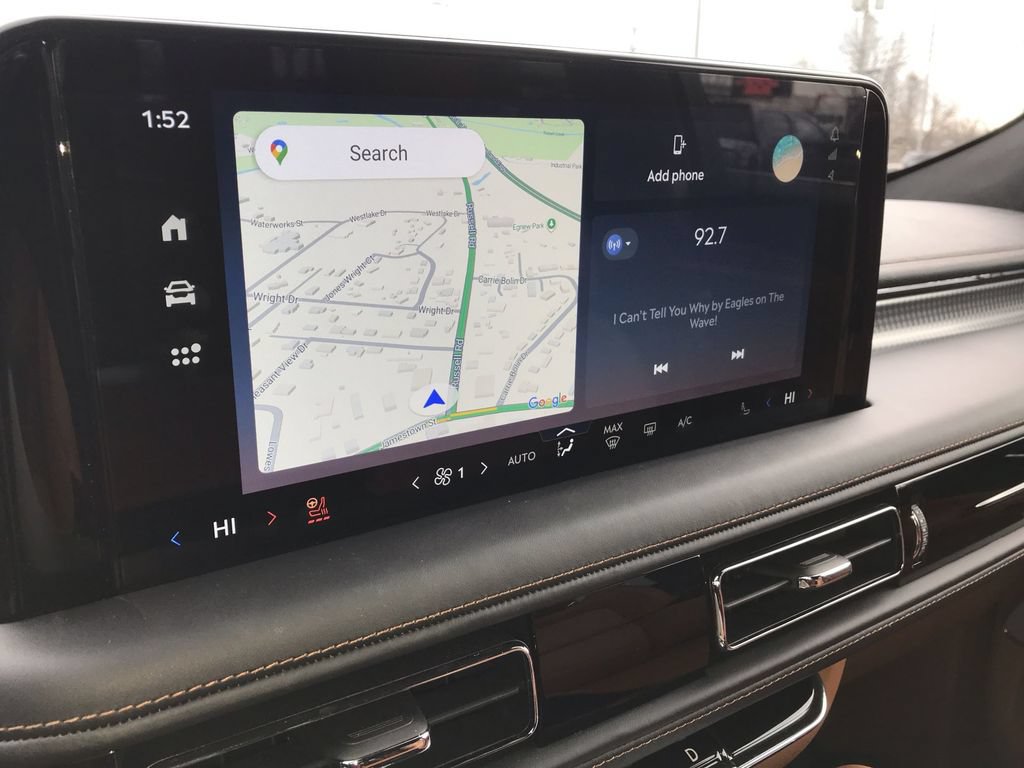 Used 2025 Lincoln Aviator Black Label AWD/4WD image 18