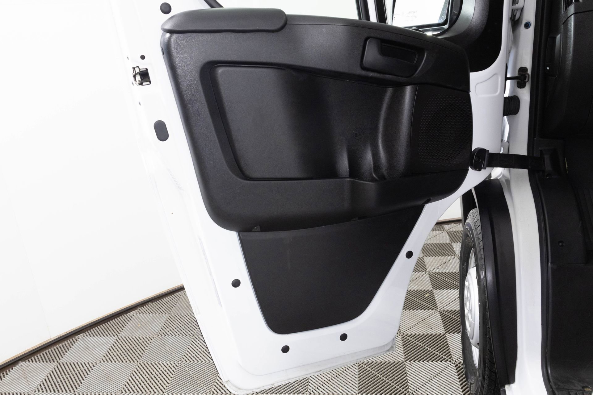 Used 2023 RAM ProMaster 2500 image 16