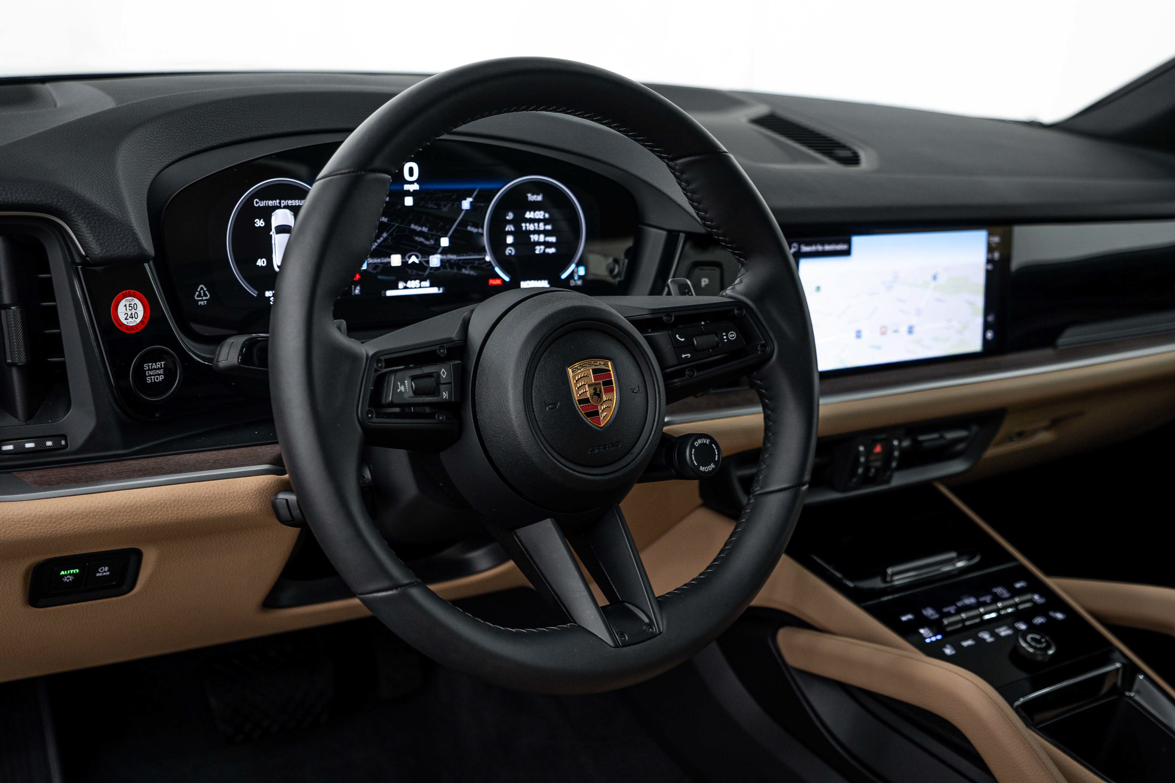 Certified 2026 Porsche Cayenne AWD/4WD image 14