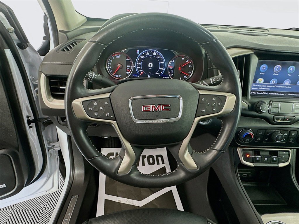 Used 2022 GMC Terrain Denali w/ Denali Premium Package image 11