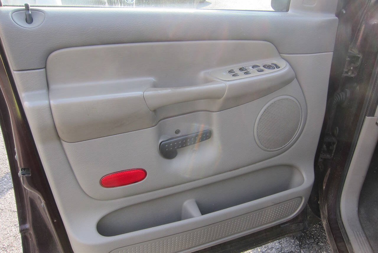 Used 2004 Dodge Ram 1500 Truck SLT AWD/4WD image 13