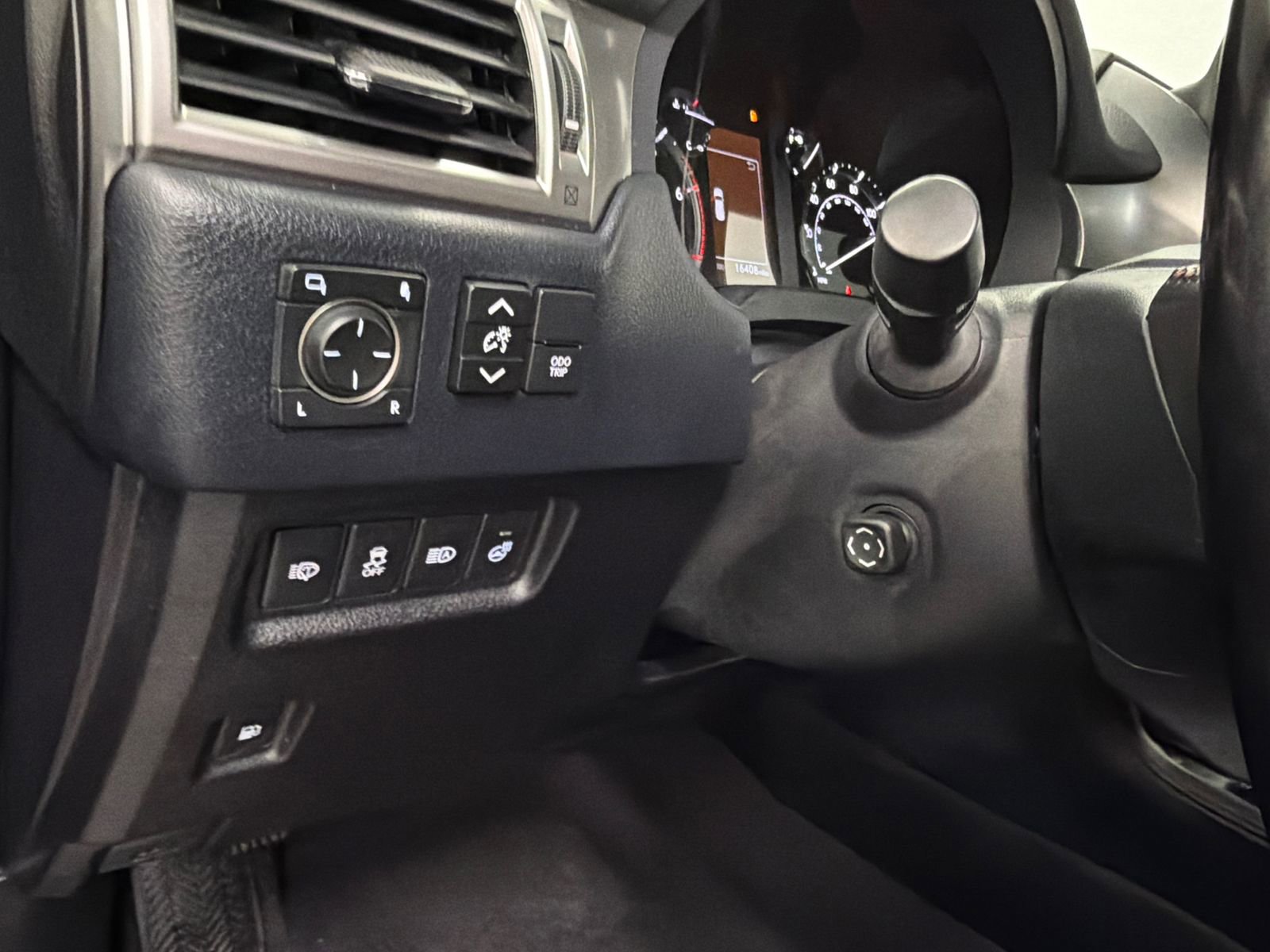 Used 2023 Lexus GX 460 Premium w/ Premium Plus Package image 37