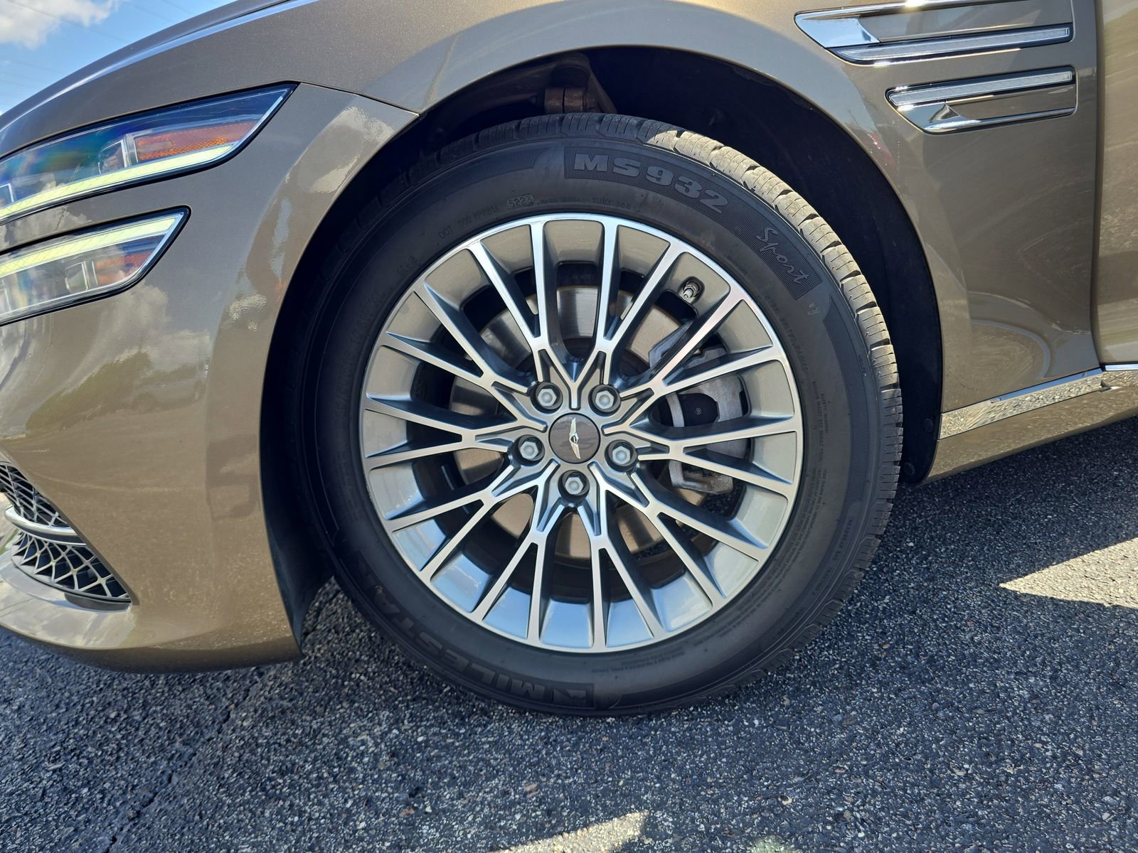 Used 2023 Genesis G80 2.5T AWD/4WD image 28
