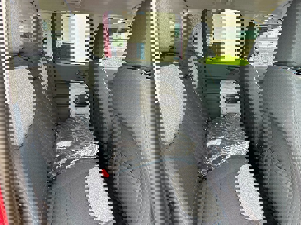 New 2025 Ford Maverick XLT w/ XLT Luxury Package image 33