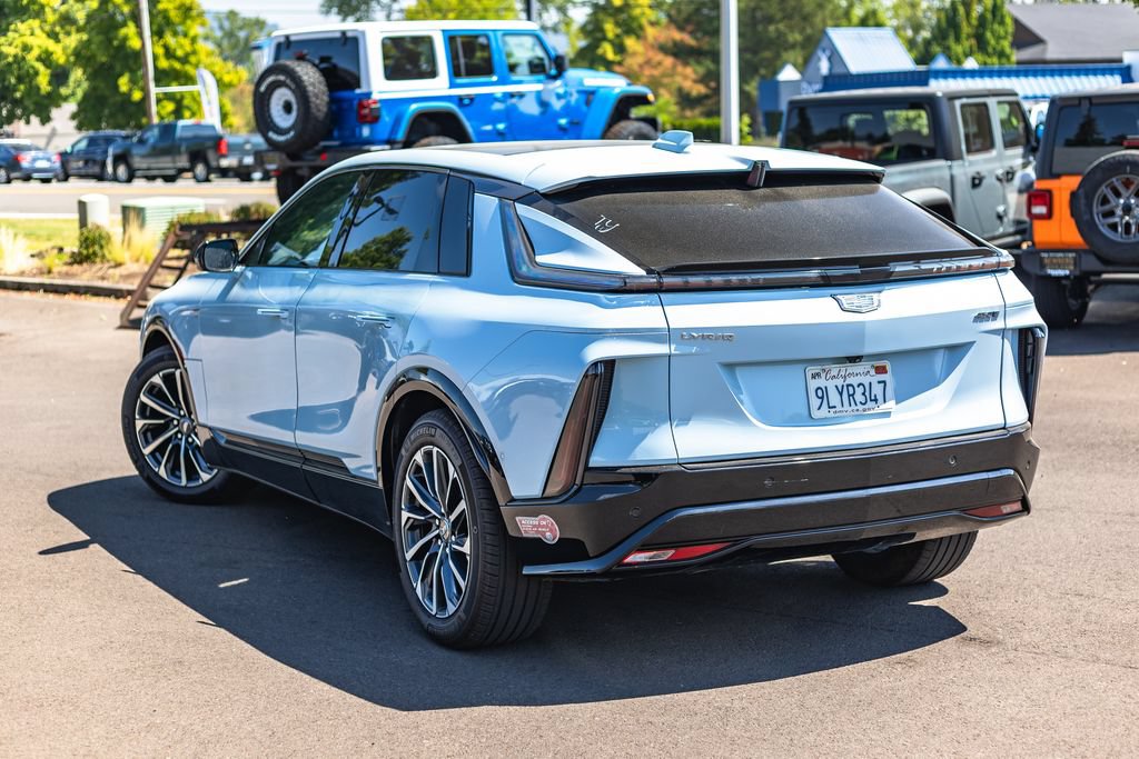 Used 2024 Cadillac Lyriq Sport RWD image 5