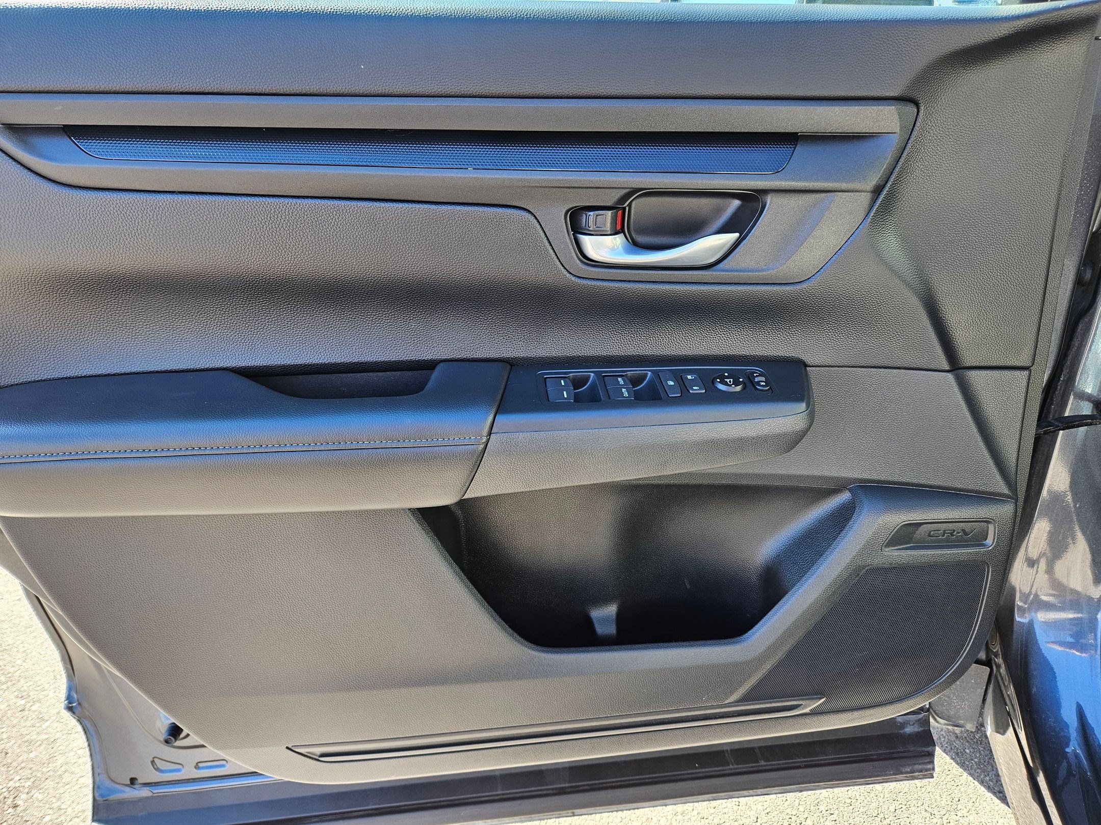 Used 2023 Honda CR-V EX image 15