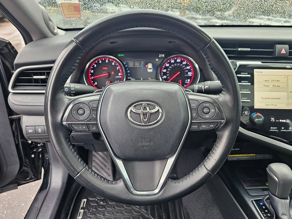Used 2019 Toyota Camry XSE image 11