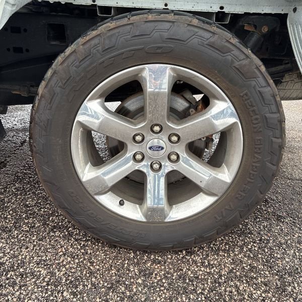 Used 2022 Ford F150 Lariat w/ Equipment Group 502A High image 8