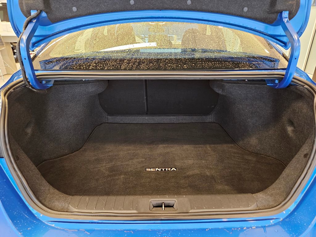 Used 2024 Nissan Sentra SV image 29