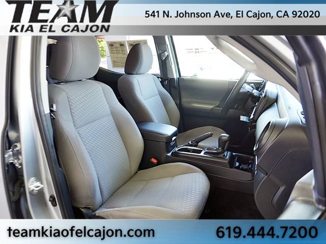 Used 2022 Toyota Tacoma SR AWD/4WD image 16