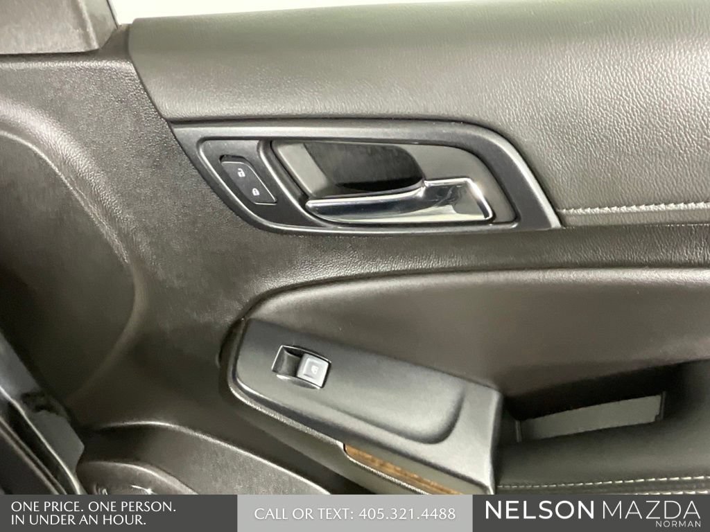 Used 2020 Chevrolet Suburban LT w/ Max Trailering Package RWD image 21