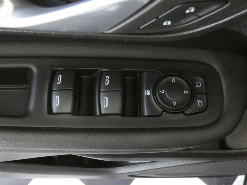 Used 2024 GMC Terrain SLE image 19