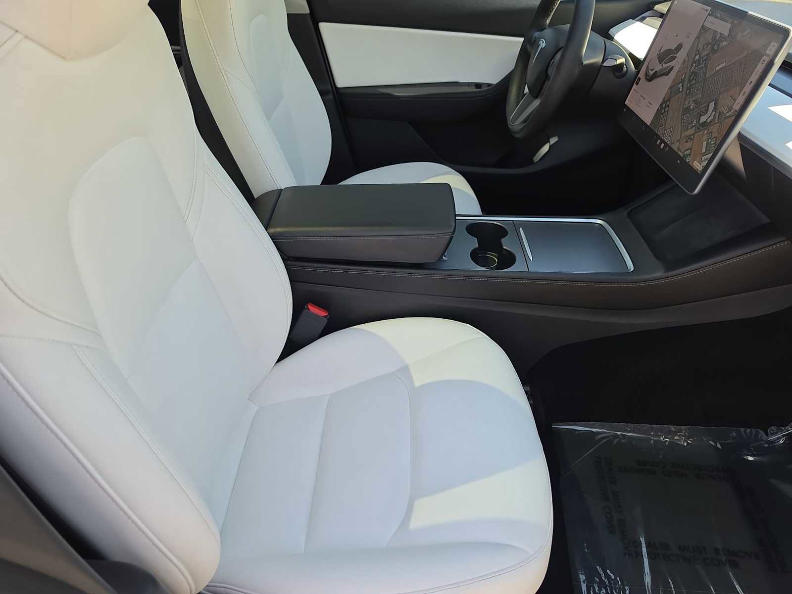 Used 2021 Tesla Model Y Long Range AWD/4WD image 18